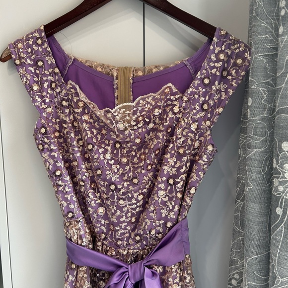 Lace Tie Waist Pleated Dress, Elegant Neck Short Sleeve Maxi Party Dress - Picture 2 of 7